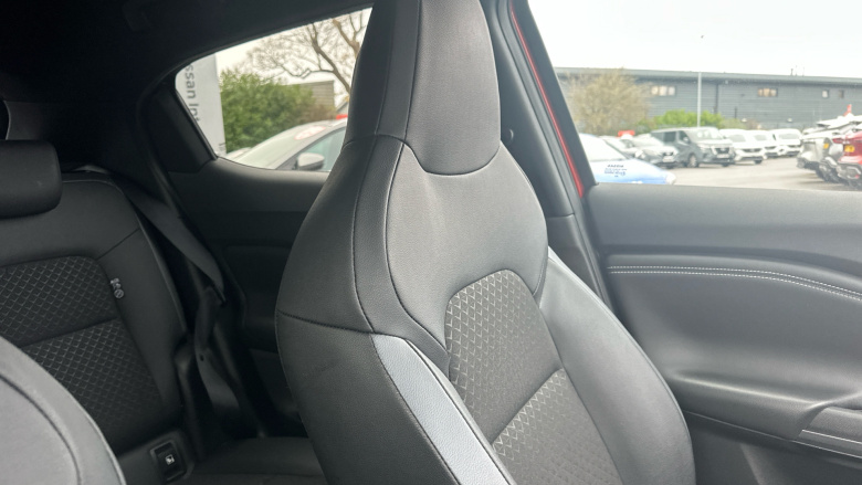 Nissan Juke 1.6 Hybrid N-Connecta 5dr Auto Hybrid Hatchback